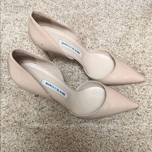 Manolo Blahnik Nude Heels